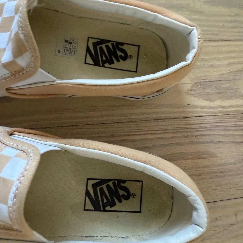 Women’s Vans Peach and White Checkerboard Slip On Sneakers - Picture 7 of 11